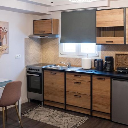 Niki Athens Suites - Urban Apartment In Athens Center Esterno foto