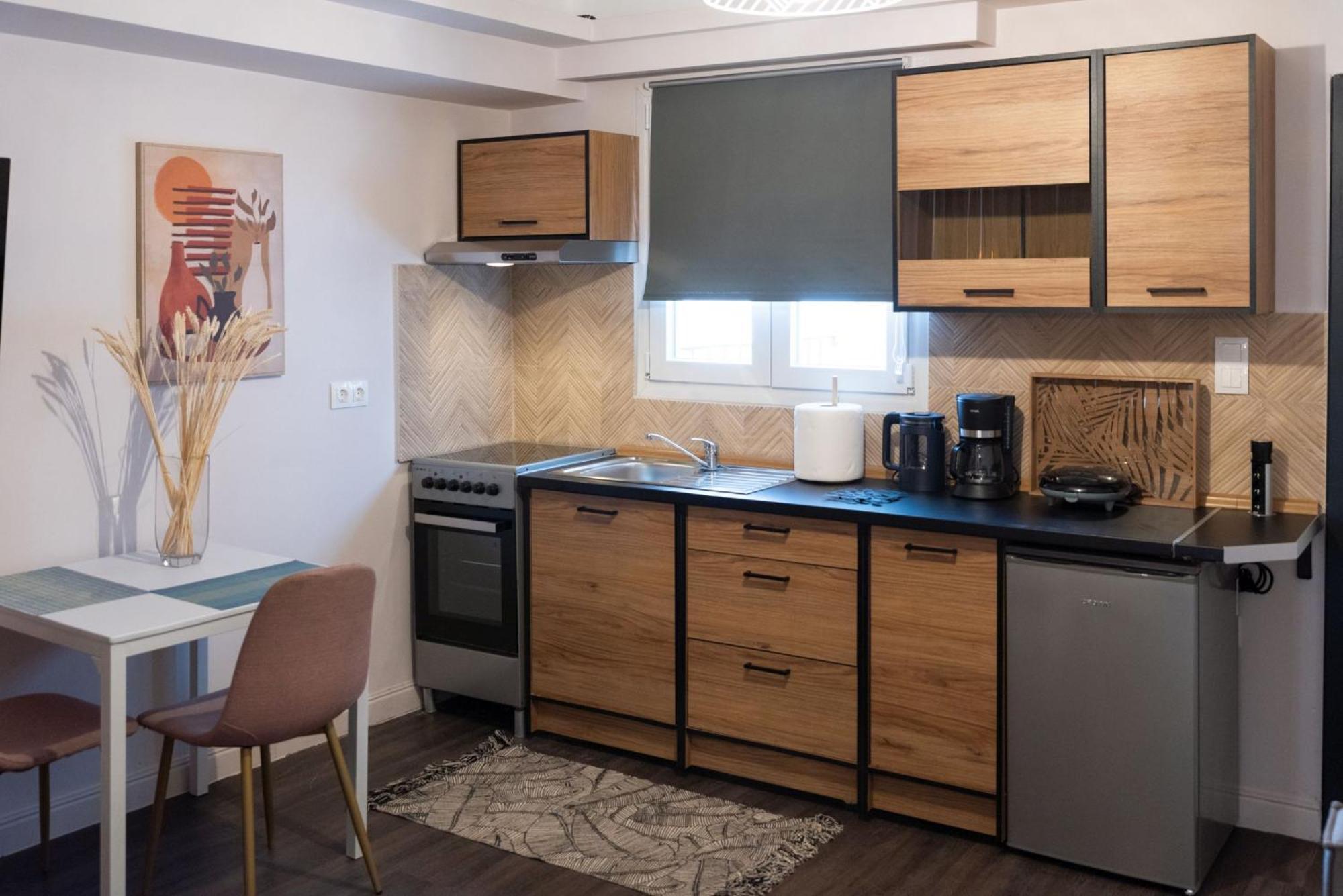 Niki Athens Suites - Urban Apartment In Athens Center Esterno foto