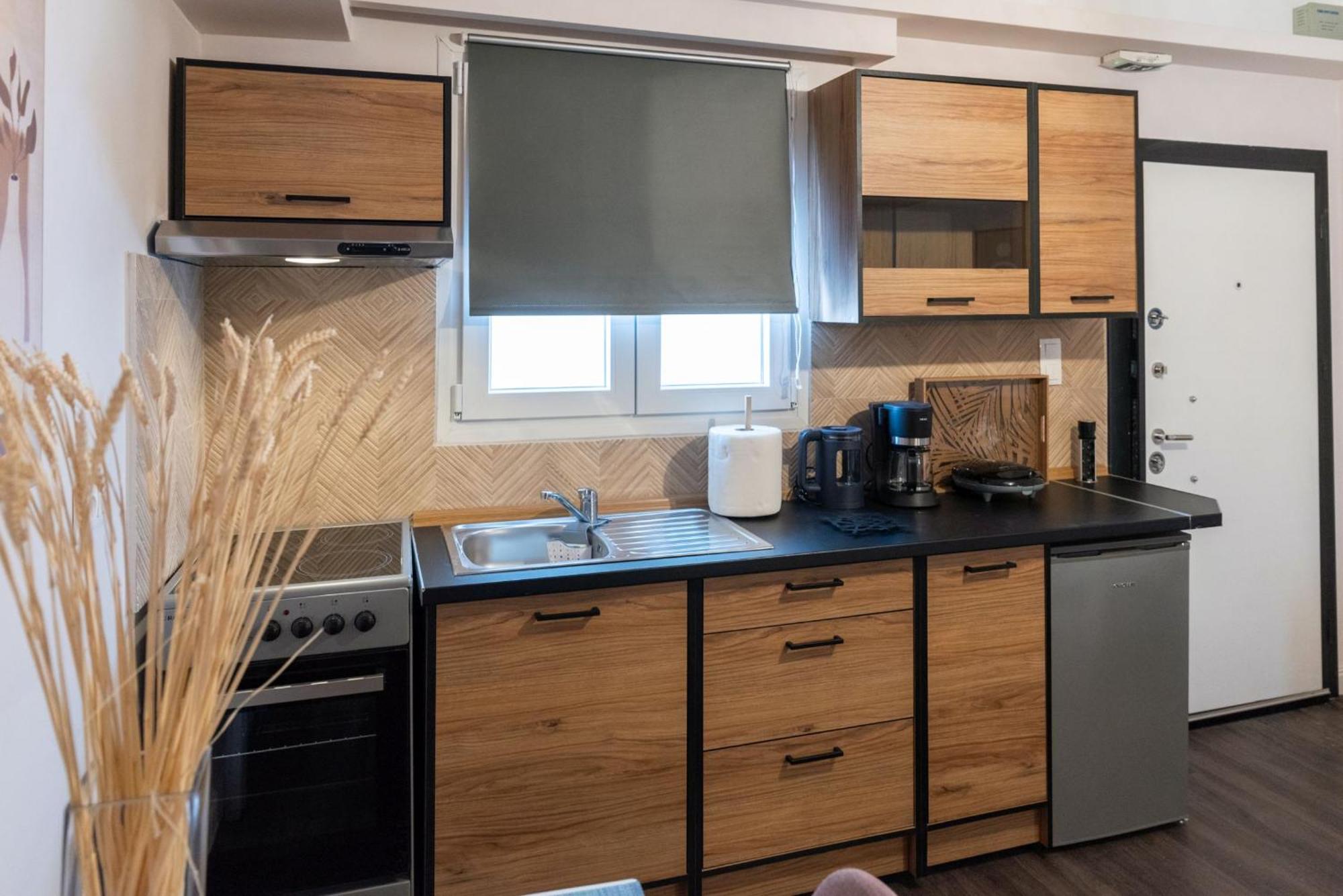 Niki Athens Suites - Urban Apartment In Athens Center Esterno foto